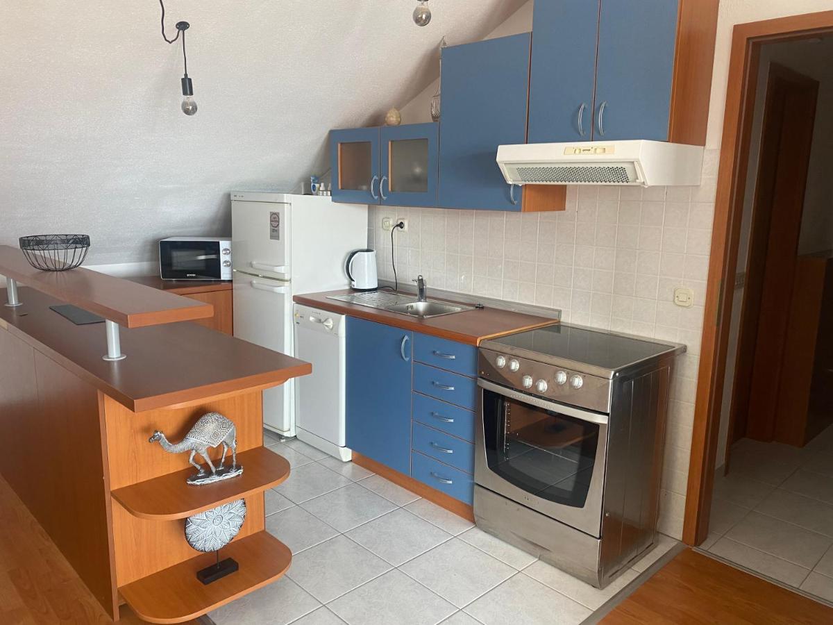 Top Floor Apartment With Sea View Kaštela エクステリア 写真