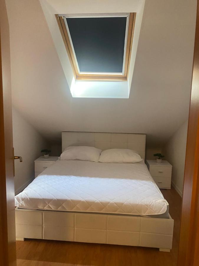 Top Floor Apartment With Sea View Kaštela エクステリア 写真